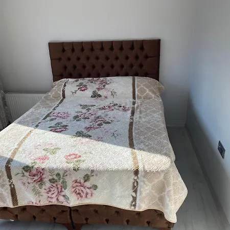 Apartment Beautiful Renovated Flat,New Furniture, Stunning View