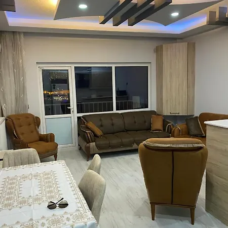 Apartment Beautiful Renovated Flat,New Furniture, Stunning View Bursa